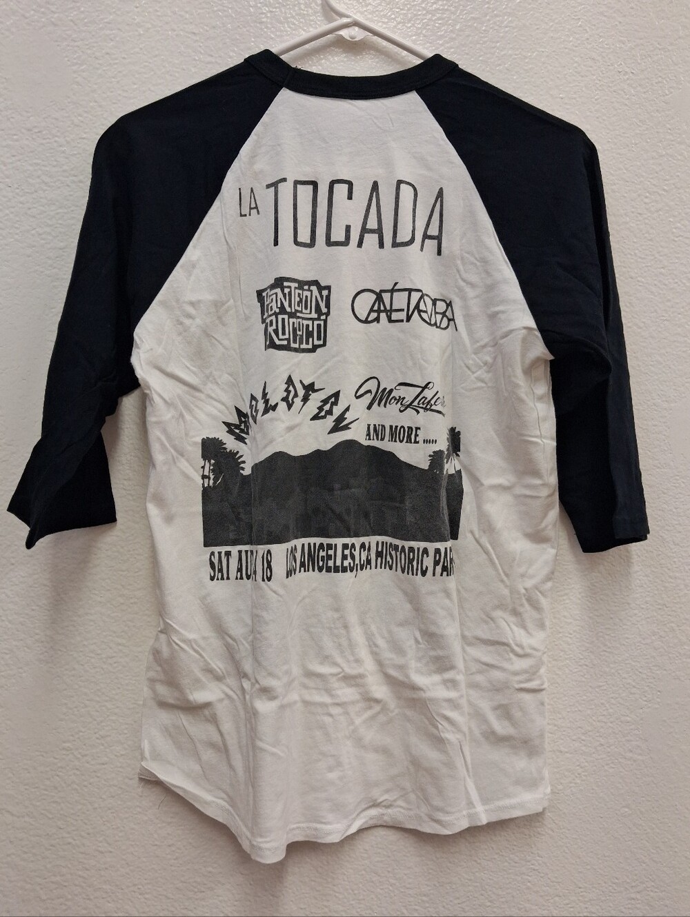 La Tocada 2018 Latin Metal And Rock En Espanol Festival Band Tee Men's Medium
